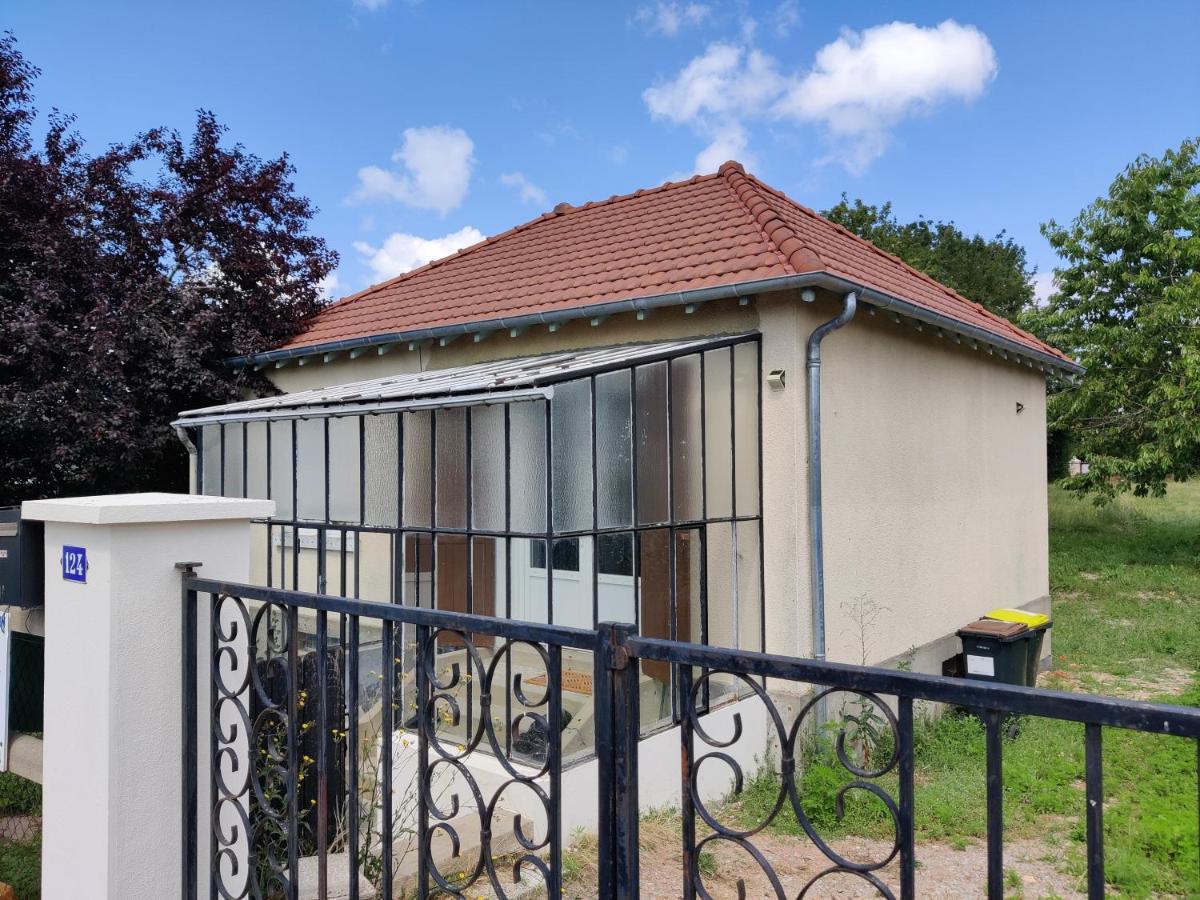 Spacieux Equipe Avec Jardin Appartamento
